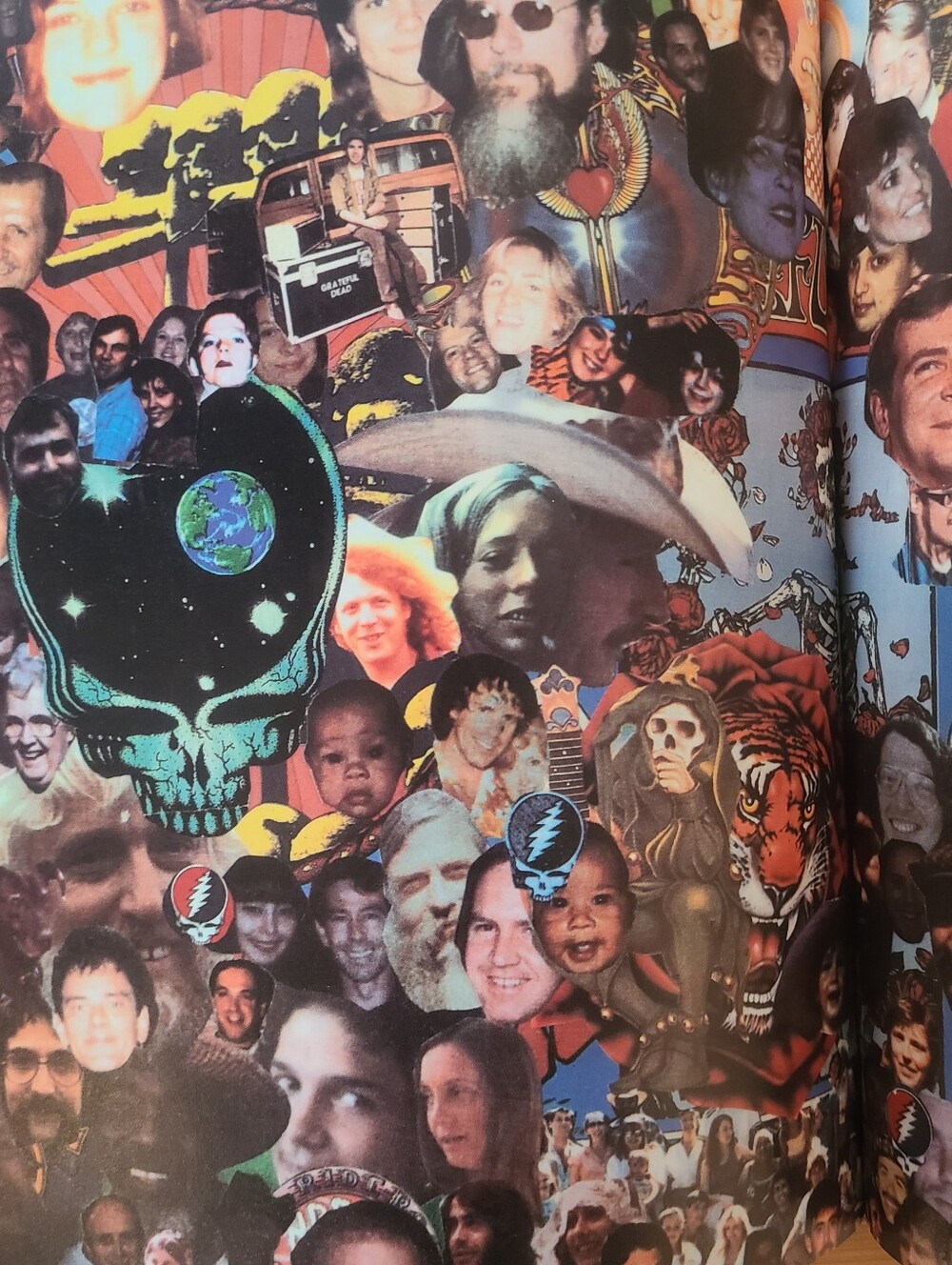Grateful Dead Family Album Hardcover Book Special Edition Rolling Stone Magazine - Picture 8 of 16